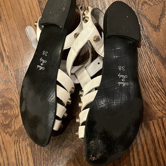 Just Juice 38 made in Italy Studded White Sandals - Picture 4 of 4